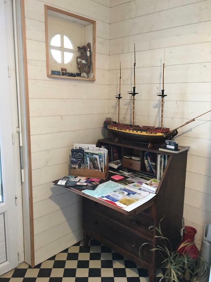 Chambre D'Hotes "Lumiere Du Cap" Vue Mer Barneville-Carteret Eksteriør bilde